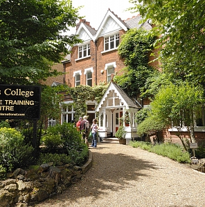 St Giles London Highgate