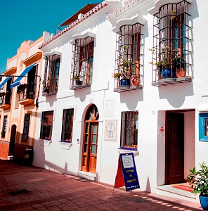 Escuela de Idiomas Nerja