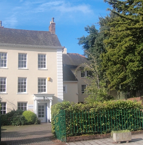 Port Douglas English Language Centre